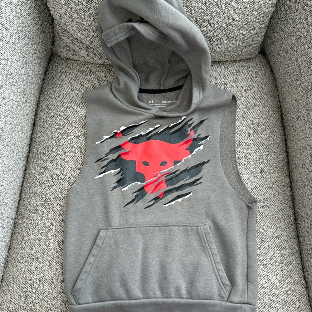 UNDER ARMOUR THE ROCK SLEEVELESS HOODIE SHIRT